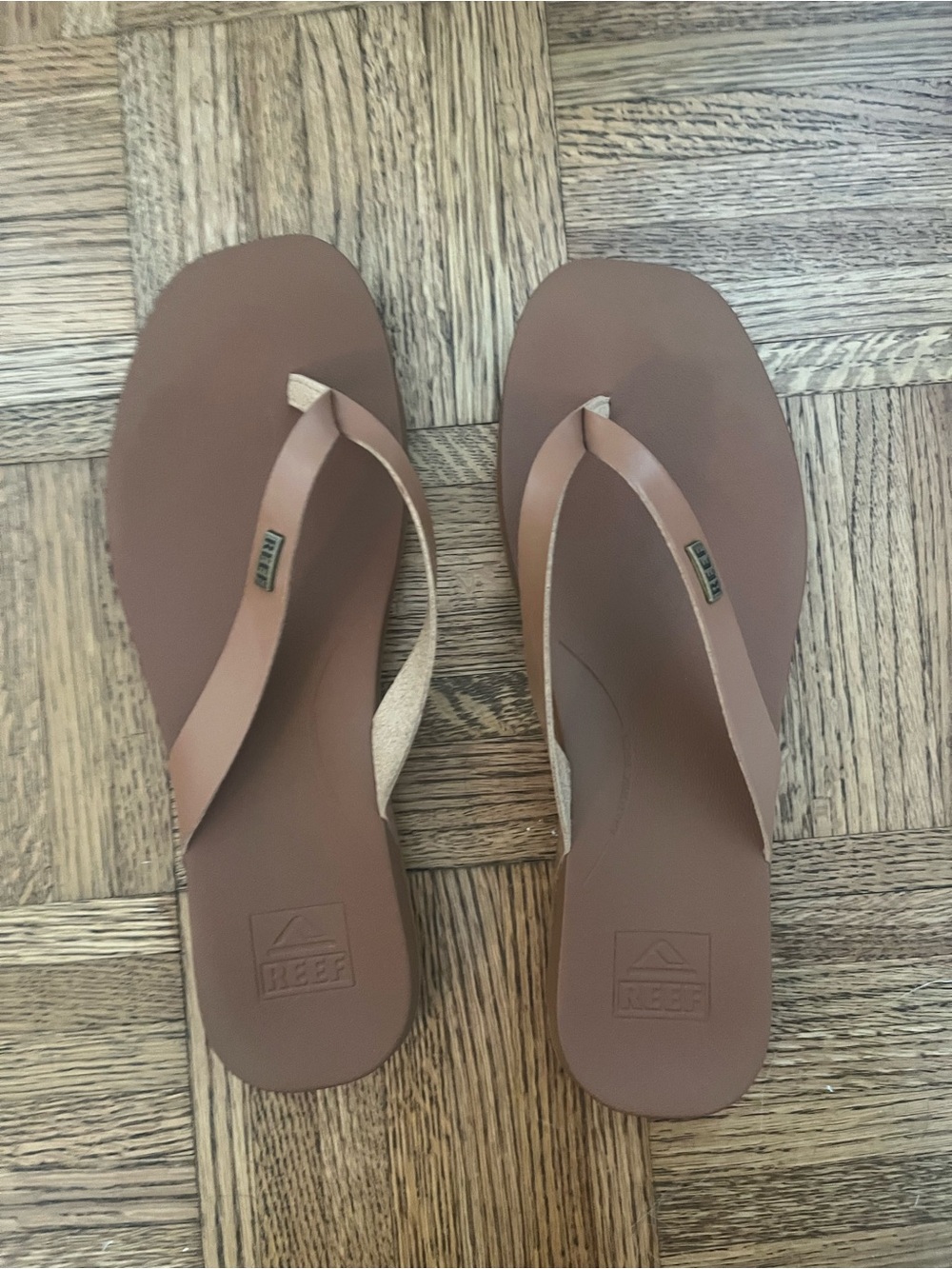 Reef Women’s Brown/Tan Flip Flop Sandals size women’s 10